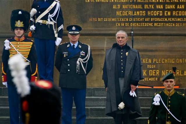 Gouverneur van de Residentie en Huub Stapel als Prins Prins Willem Frederik. Foto door Roel Wijnants, op Flickr.