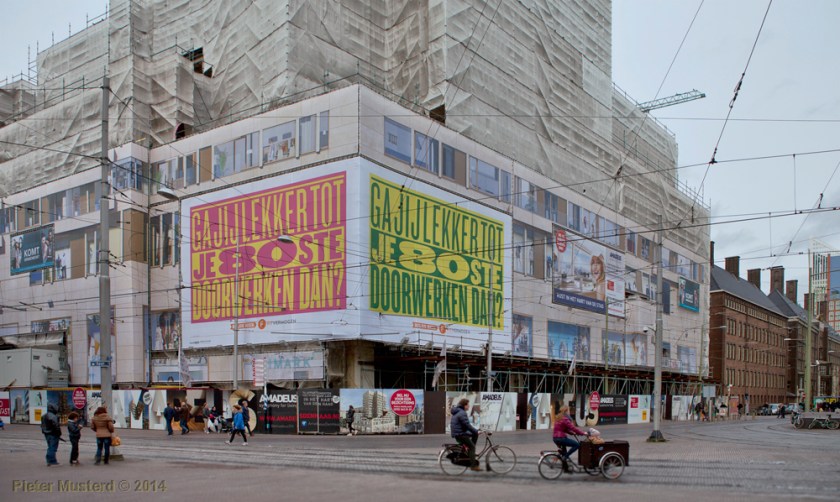 Amadeus in aanbouw. Hoek Spui, Grote Marktstraat en de Kalvermarkt
