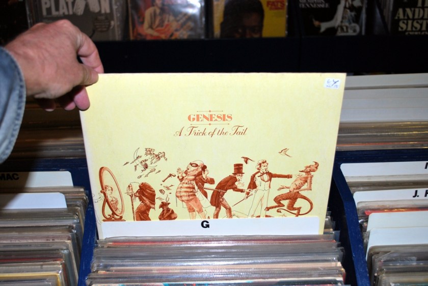 Genesis hoes van A Trick Of The Tail. Foto door Ed Gool.