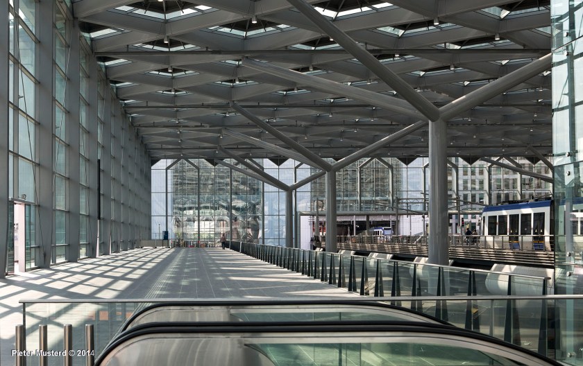 Wel heel veel ruimte, maar totaal geen informatie voor de wanhopig oekende reiziger